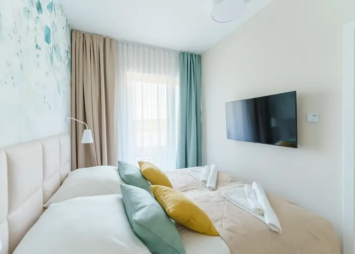 Sunset Iv, Nadmorska 98b