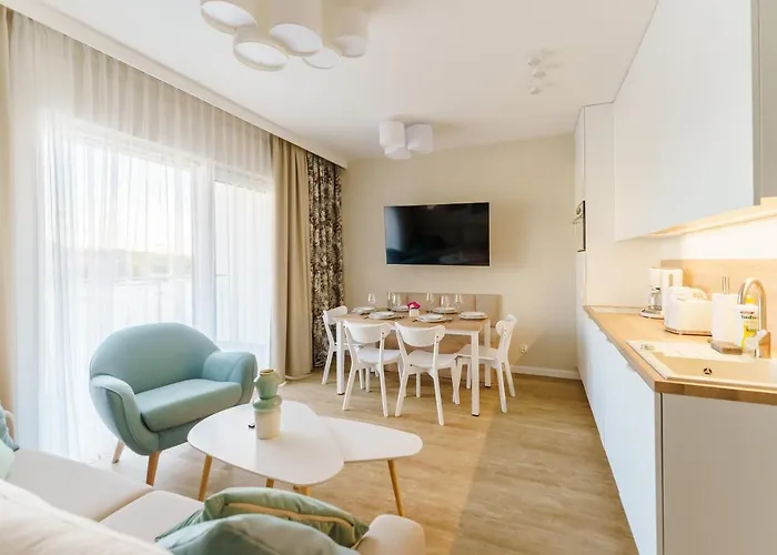 Sunset Iv, Nadmorska 98b